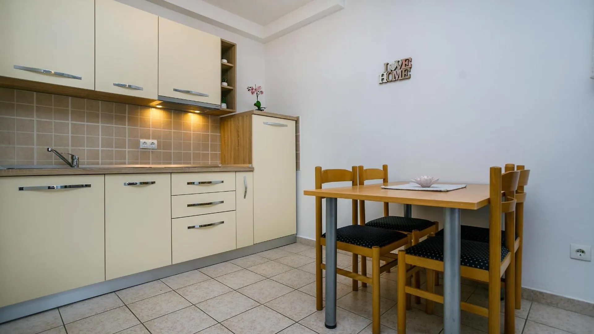 Apartment Pirun Baška