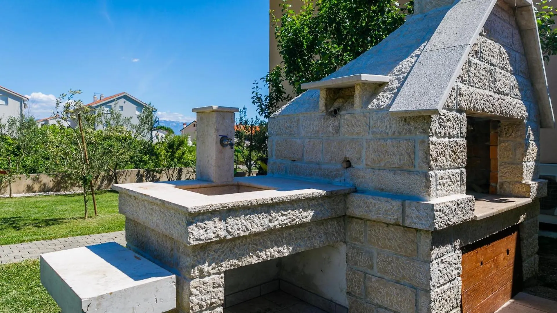 Apartment Pirun Baška